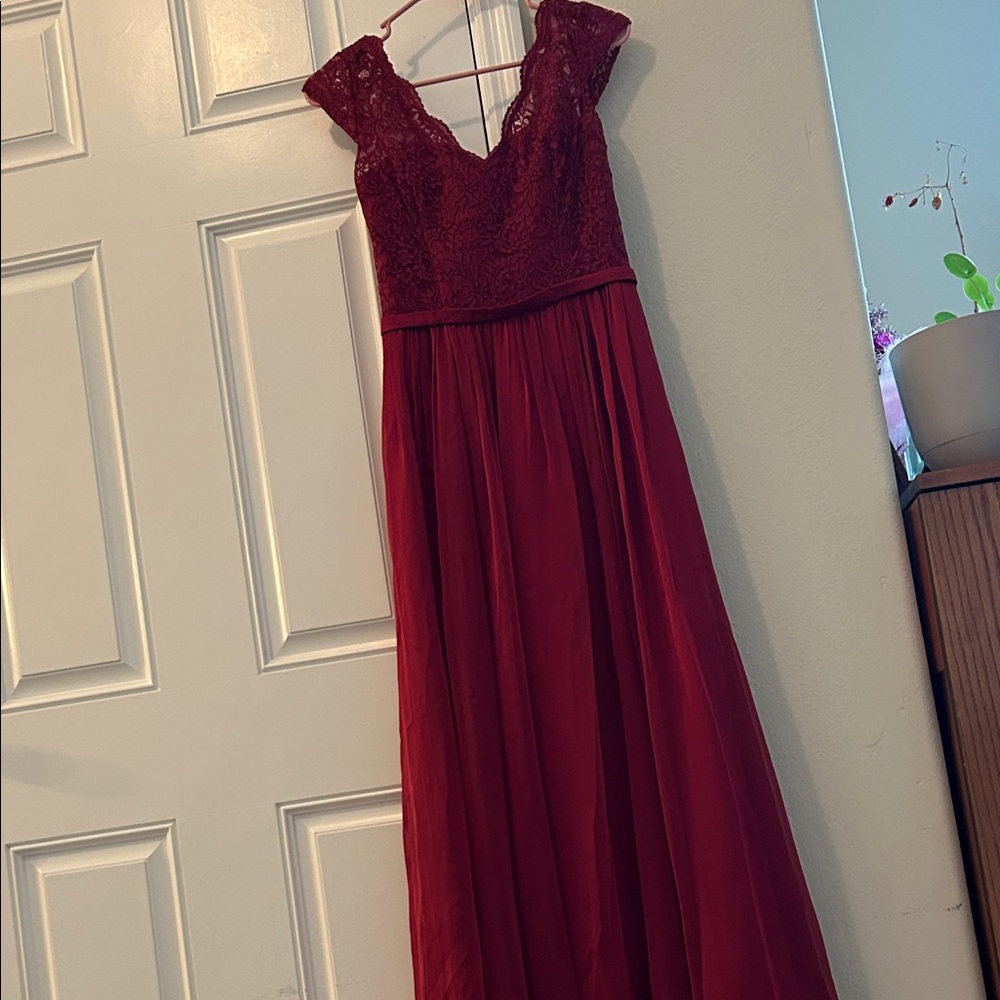 Chic Burgundy Lace Maxi Dress size medium but looks like small